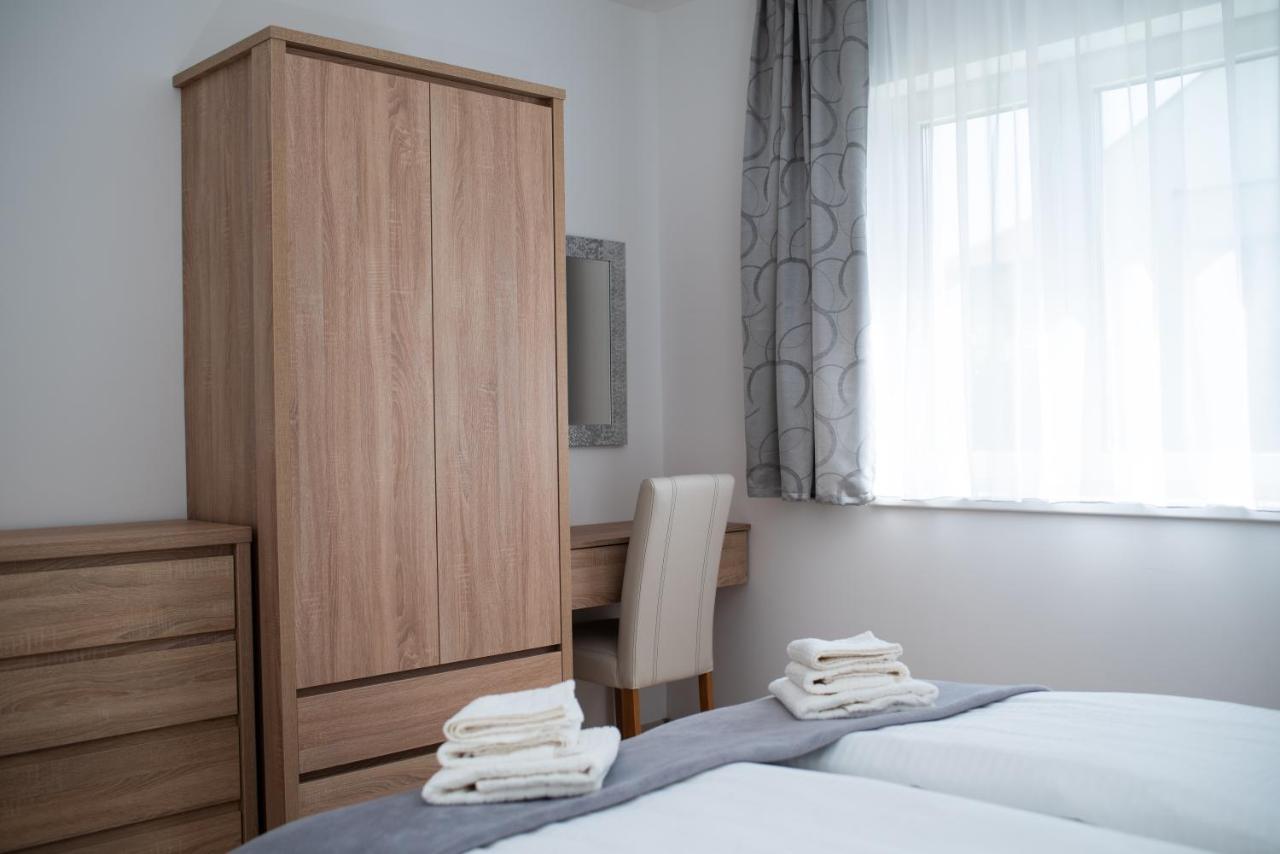 Twins Apartman Hévíz Dış mekan fotoğraf